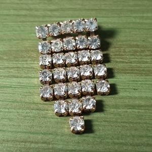 Vintage Rhinestone Brooch Goldtone
